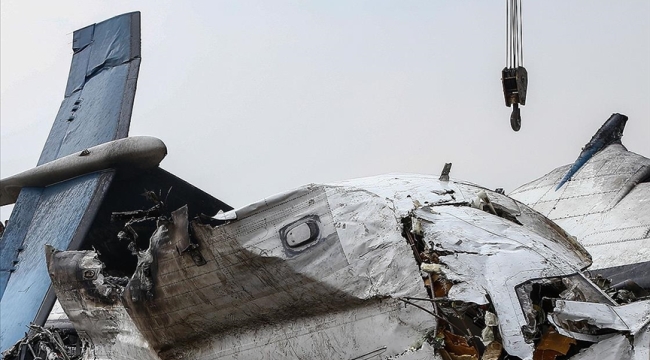 Nepal'de yolcu uçağı düştü: 40 ölü