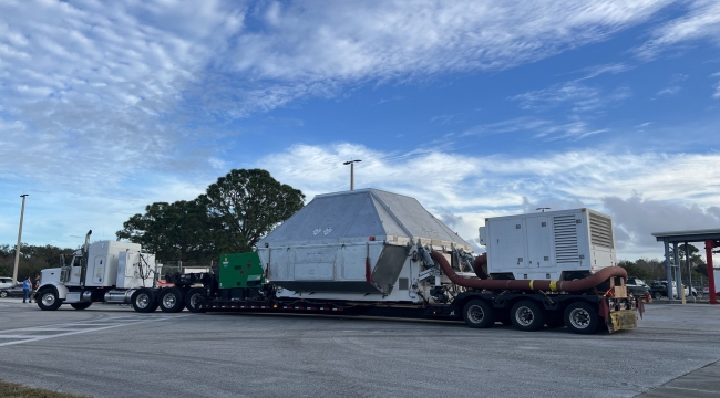 Orion uzay aracı, fırlatıldığı merkeze geri döndü