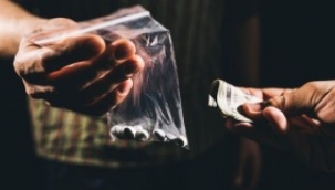 Uyuşturucu kullanım yaşı 10'a kadar düştü!