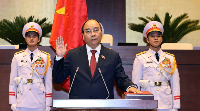 Vietnam Devlet Başkanı Phuc istifa etti