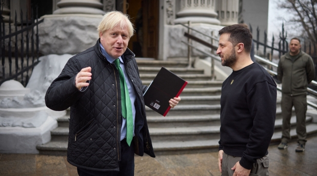 Zelenski: "Bizim için en iyi garanti NATO üyeliği"