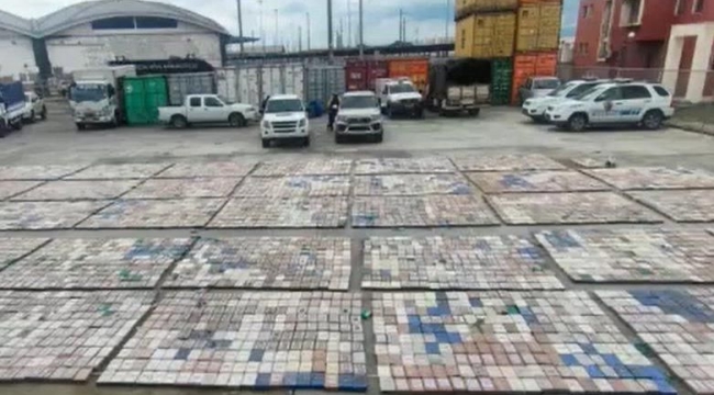 Ekvador'da 8,8 ton kokain ele geçirildi