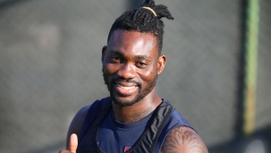 Enkaz altında kalan Christian Atsu vefat etti