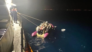 İzmir açıklarında 31 kaçak yakalandı