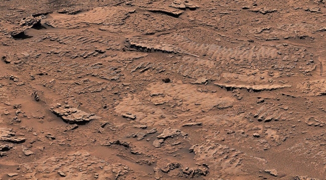 NASA, Mars'ta kurumuş göl kalıntıları keşfetti