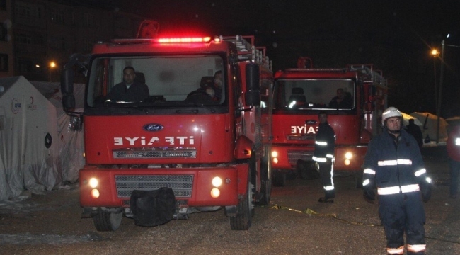 Osmaniye'de çadır kentte yangın çıktı
