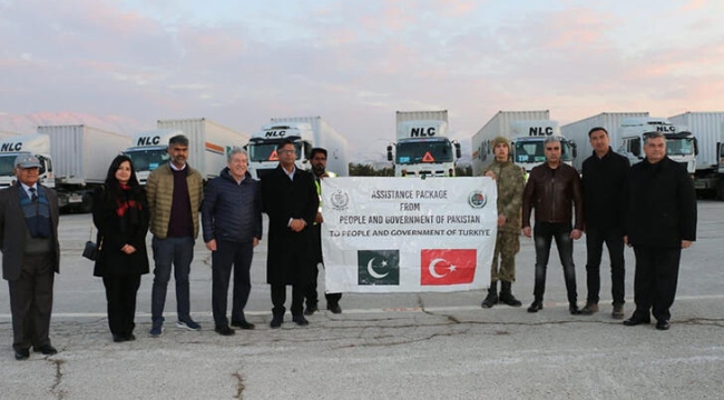 Pakistan, Türkiye'ye 21 tır malzeme gönderdi
