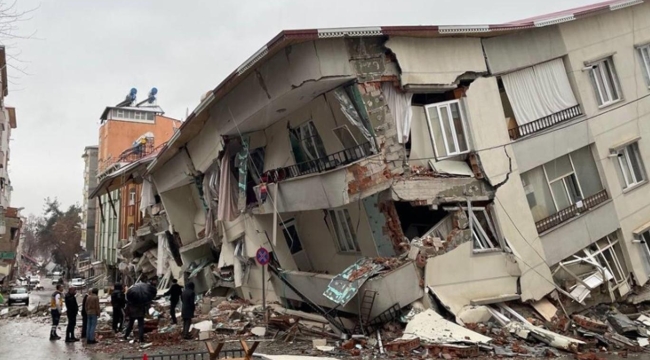 Soylu: "Depremde can kaybı 43.556'ya yükseldi"