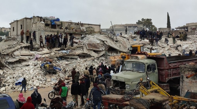 Suriye'de depremde can kaybı 4.500'e yükseldi