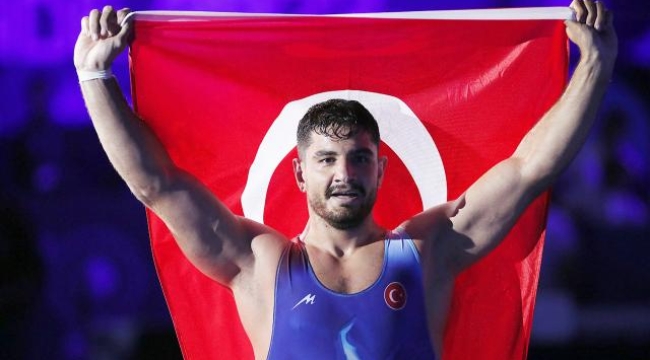 Taha Akgül, Mısır'da altın madalya kazandı