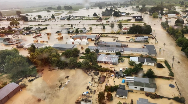 Yeni Zelanda'da kasırga: Can kaybı 11'e yükseldi