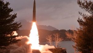 Almanya'dan Kuzey Kore'ye "balistik füze" kınaması