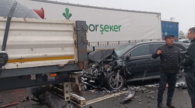 Bolu TEM yolunda zincirleme kaza: 10 yaralı