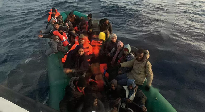 Çanakkale açıklarında 82 kaçak kurtarıldı