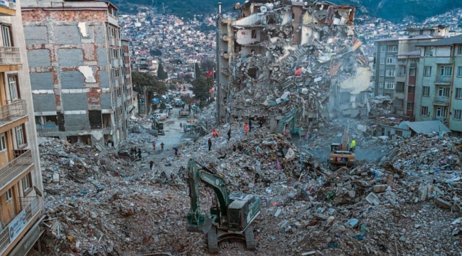 Erdoğan: "Depremde can kaybı 46.104'e yükseldi"