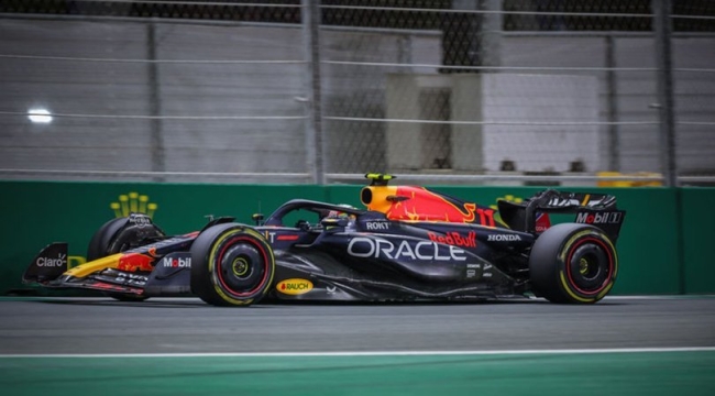 F1 Suudi Arabistan GP: Pole pozisyonu Perez'in