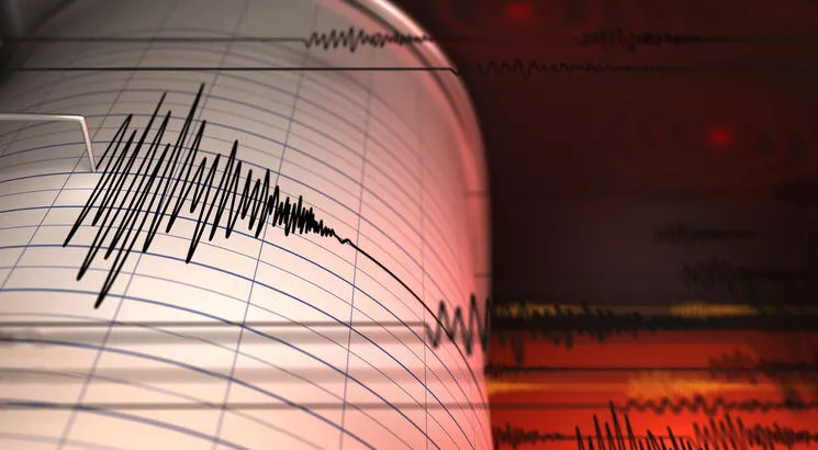 İran sınırında 5,3 şiddetinde deprem
