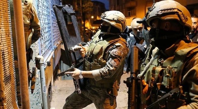 İstanbul'da zehir tacirlerine şafak operasyonu
