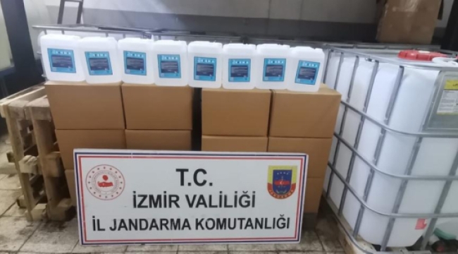 İzmir'de 52 bin litre etil alkol ele geçirildi