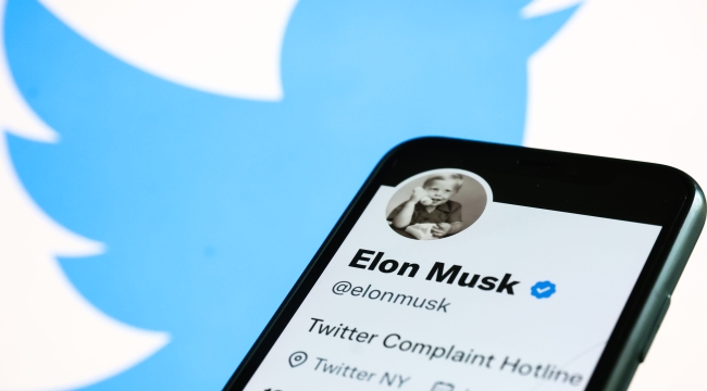 Musk: "Twitter Blue artık tüm dünyada aktif!"