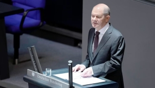 Olaf Scholz: "Kaçakları hızla sınır dışı edeceğiz"