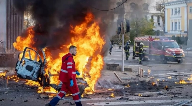 Rusya'dan Ukrayna'ya füze saldırısı: Can kaybı 6