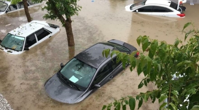 Urfa ve Adıyaman'da sel felaketi