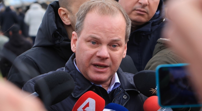 Yunan Ulaştırma Bakanı Karamanlis istifa etti