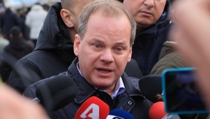 Yunan Ulaştırma Bakanı Karamanlis istifa etti