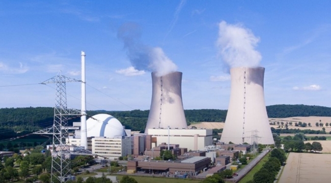 Almanya'nın son 3 nükleer santrali yarın kapanıyor