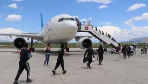 Ağrı'da 138 kaçak sınır dışı edildi