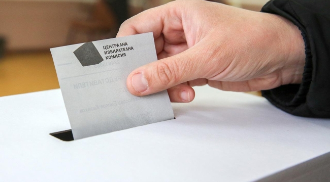 Bulgaristan son 2 yılda 5. kez sandık başında