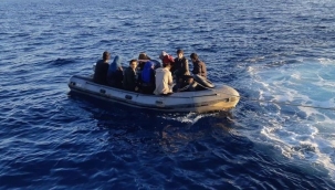 Çanakkale açıklarında 50 kaçak kurtarıldı