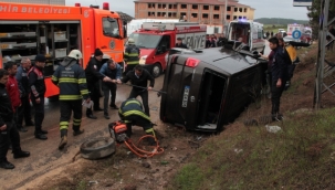 Eskişehir'de zincirleme kaza: 12'si asker 14 yaralı