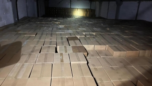 İzmir'de 672 milyon kaçak makaron ele geçirildi 