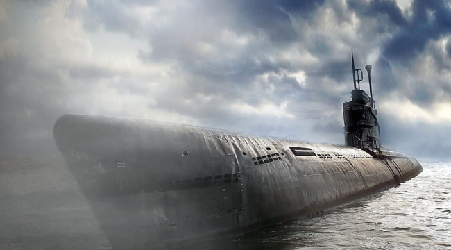 İngiltere'de donanmaya ait gizli belgeler sızdırıldı