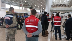 Son bir haftada 1001 kaçak sınır dışı edildi