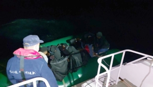 Ayvalık açıklarında 72 kaçak kurtarıldı