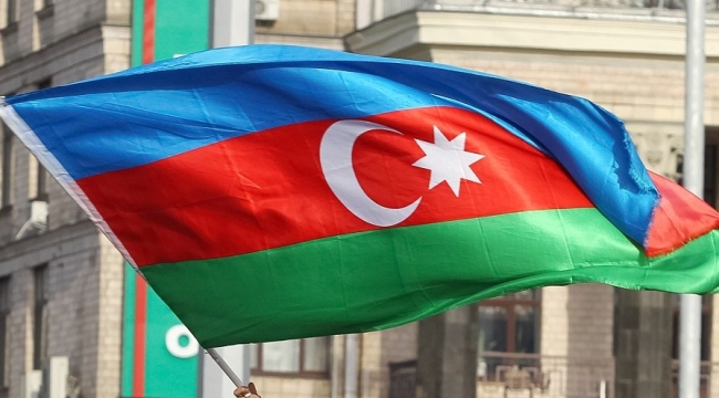 Azerbaycan bağımsızlığının 105. yılını kutluyor 