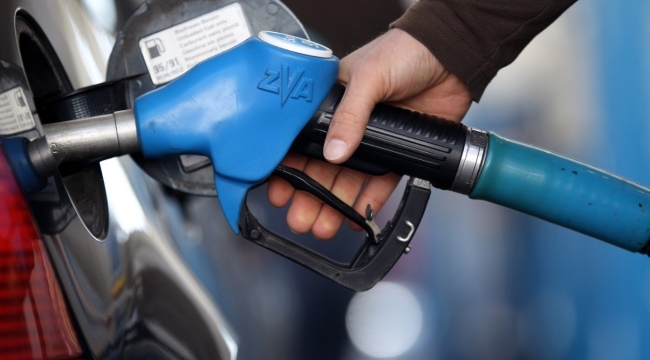 Benzine zam geliyor: 0,77 TL 