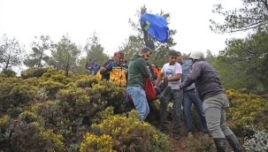 Fırtına Fethiye'de paraşütçüleri vurdu