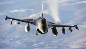 Güney Kore'de ABD'ye ait F-16 düştü