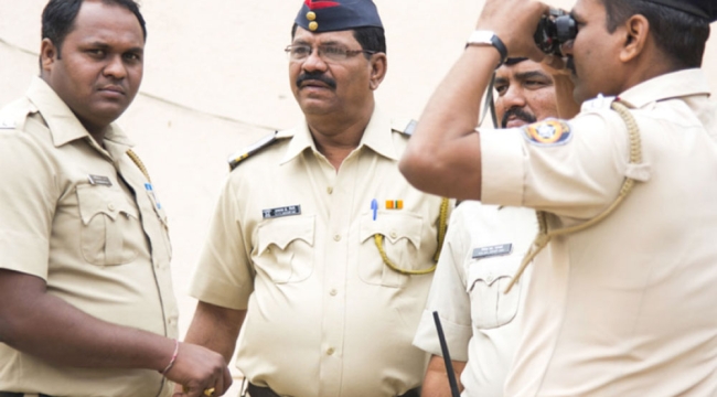 Hindistan Assam'da kilolu polisler ihraç edilecek 