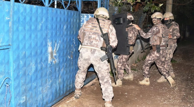 İzmir'de uyuşturucu operasyonu: 310 gözaltı