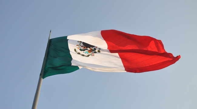 Meksika'da 4 katlı binada patlama: 28 yaralı
