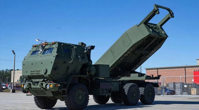 Polonya, ilk HIMARS sistemini teslim aldı