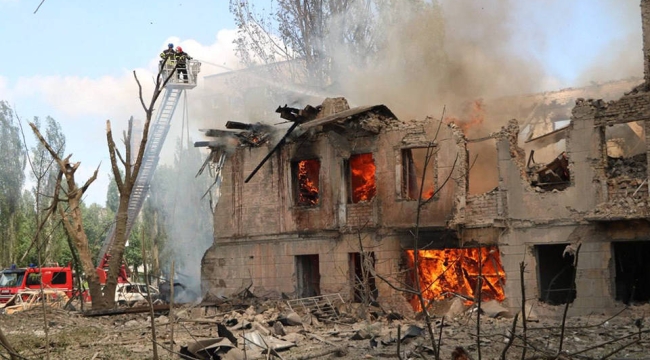 Rusya'dan Ukrayna'ya füze saldırısı: Can kaybı 1