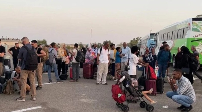 Sudan'dan 132 kişi daha Türkiye'ye getirildi