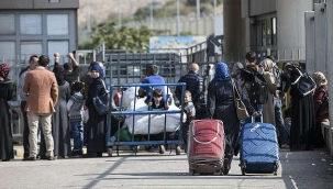 Türkiye'de 4 milyon 990 bin 663 yabancı var