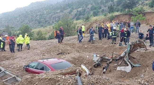 Afyon'da heyelan: 1 kişi yaşamını yitirdi